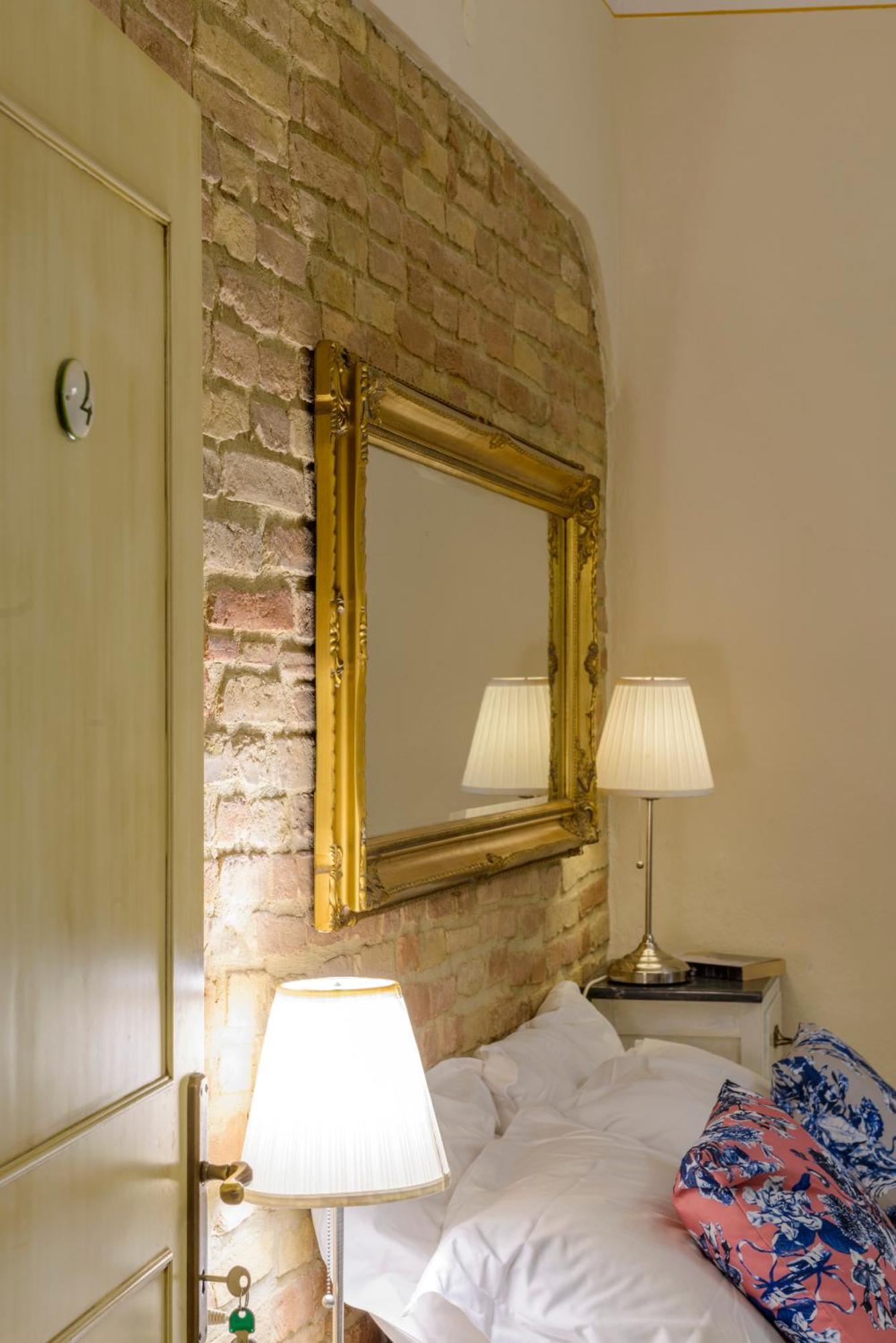 Donna Nobile Hotel ซานจีมิญญาโน ภายนอก รูปภาพ