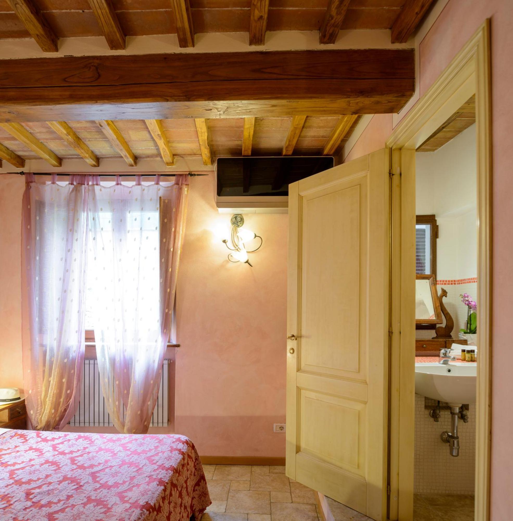 Donna Nobile Hotel ซานจีมิญญาโน ภายนอก รูปภาพ