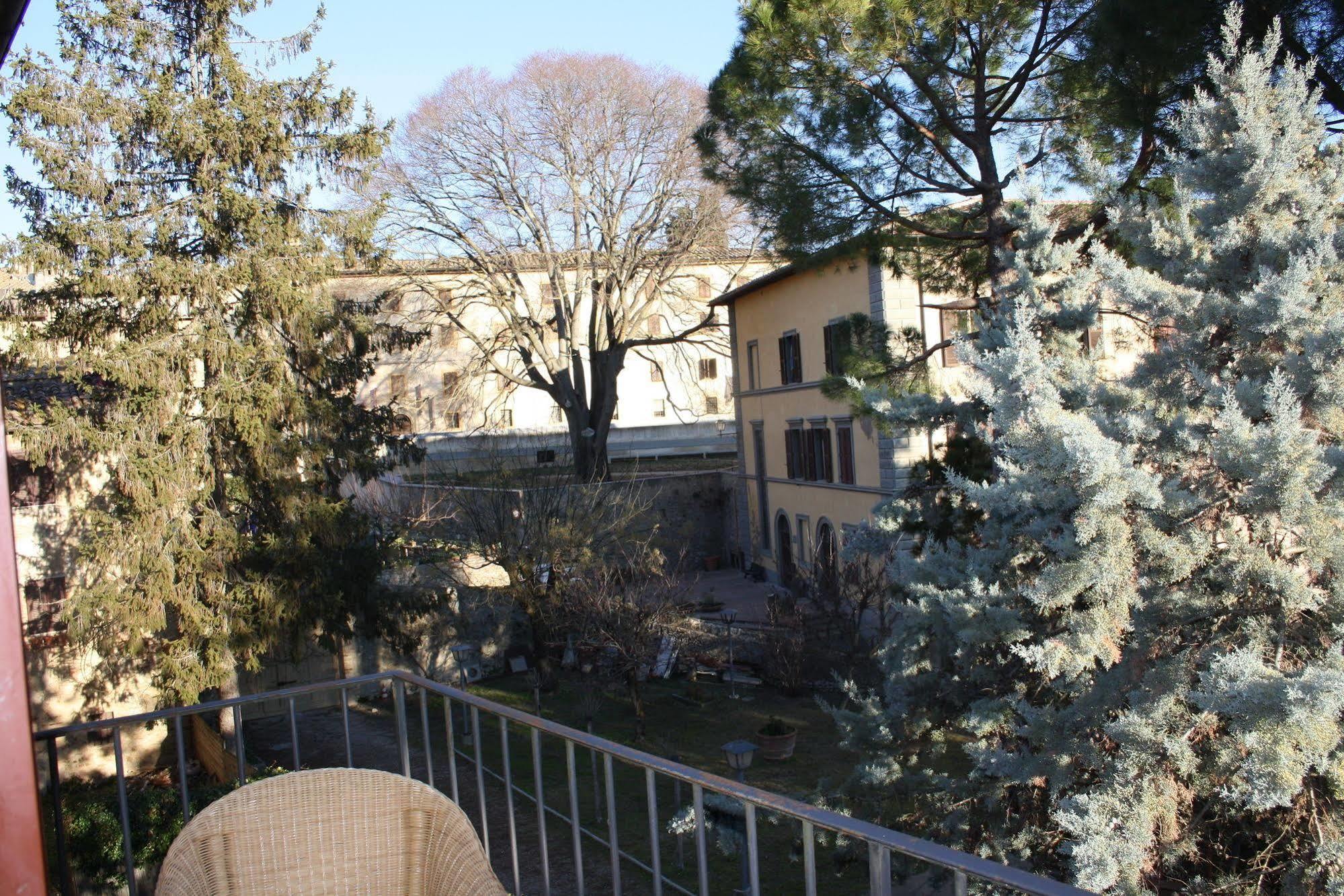 Donna Nobile Hotel ซานจีมิญญาโน ภายนอก รูปภาพ